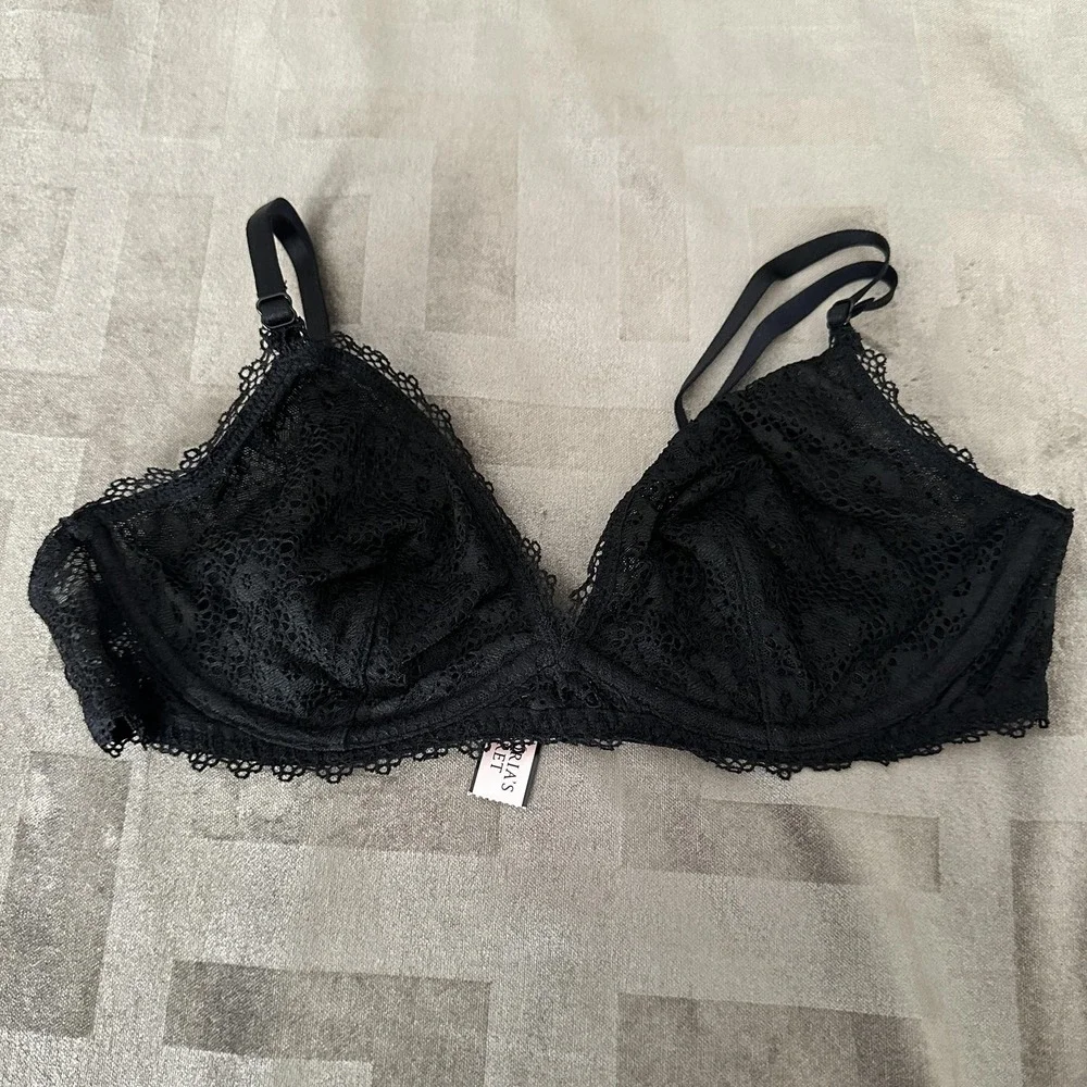 Victoria's Secret Bralette Womens Medium Black Floral Lace Wireless Unpadded‎